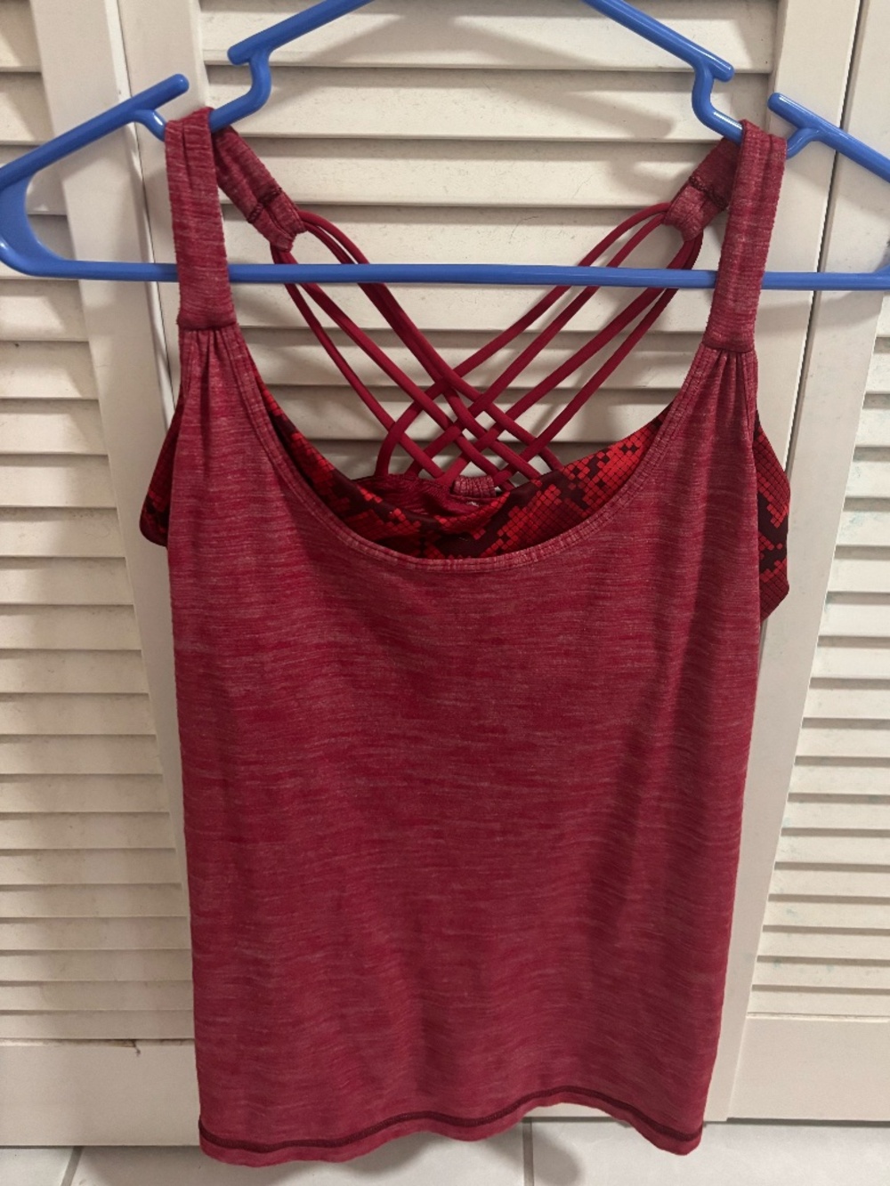 Lululemon tank with built in sports bra